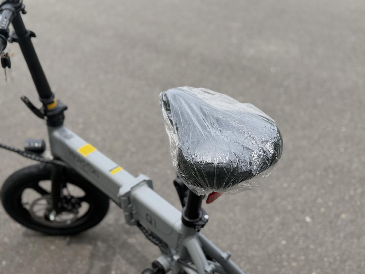 画像: 自転車のサドルにも。雨上がりの濡れ対策に