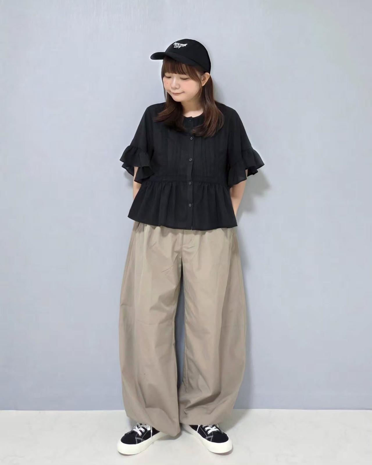画像1: 出典：GU