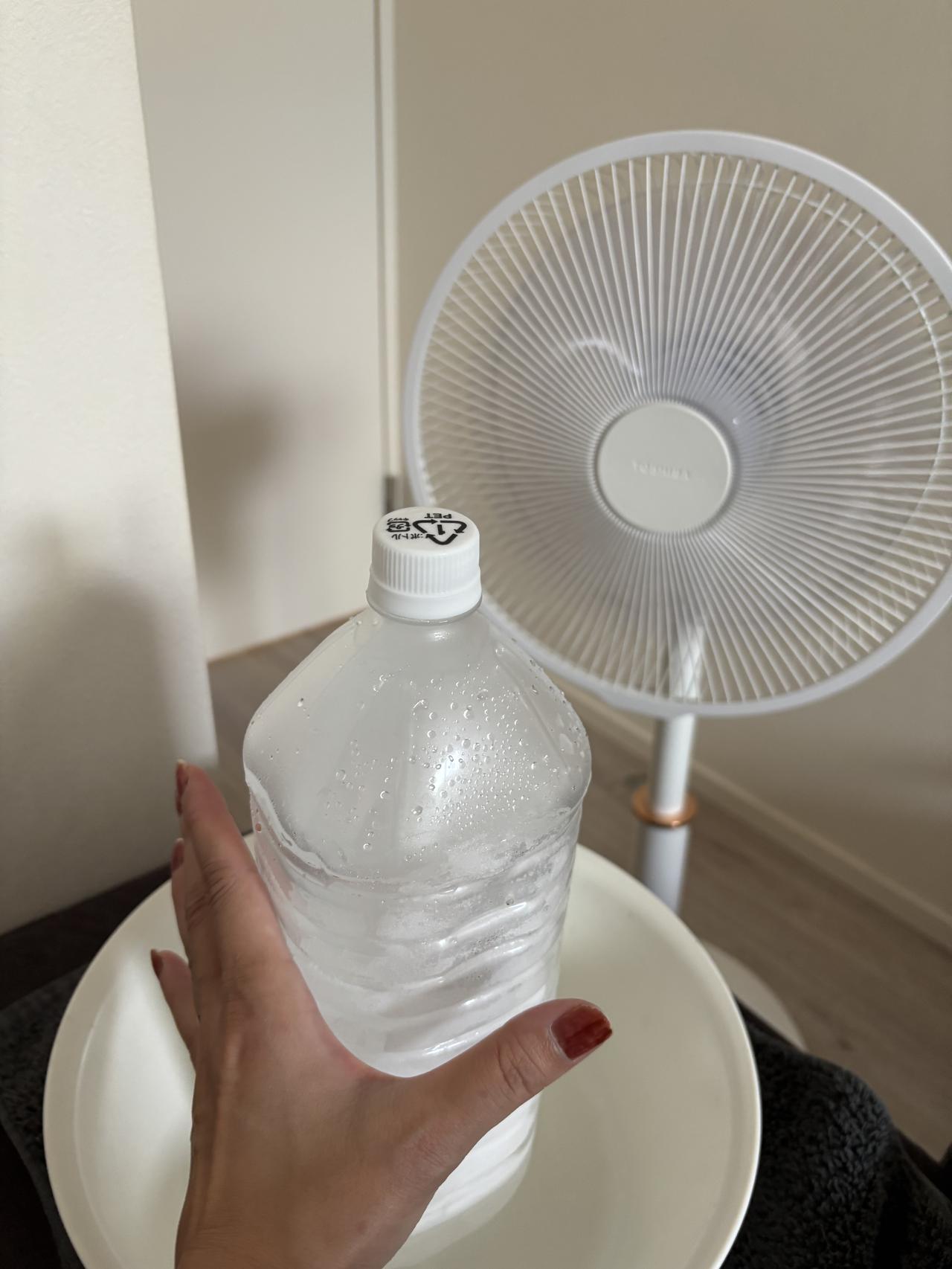 画像: 話題の「凍らせたペットボトル × 扇風機」を検証！