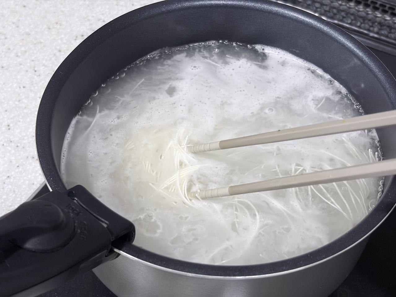 画像2: ほぼ「茹でないそうめん」が正解だった