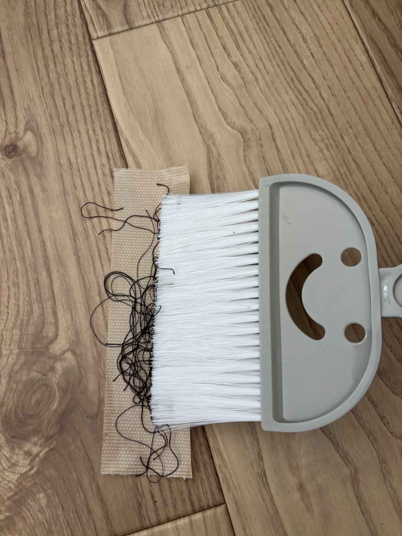 画像2: サッと掃くだけ