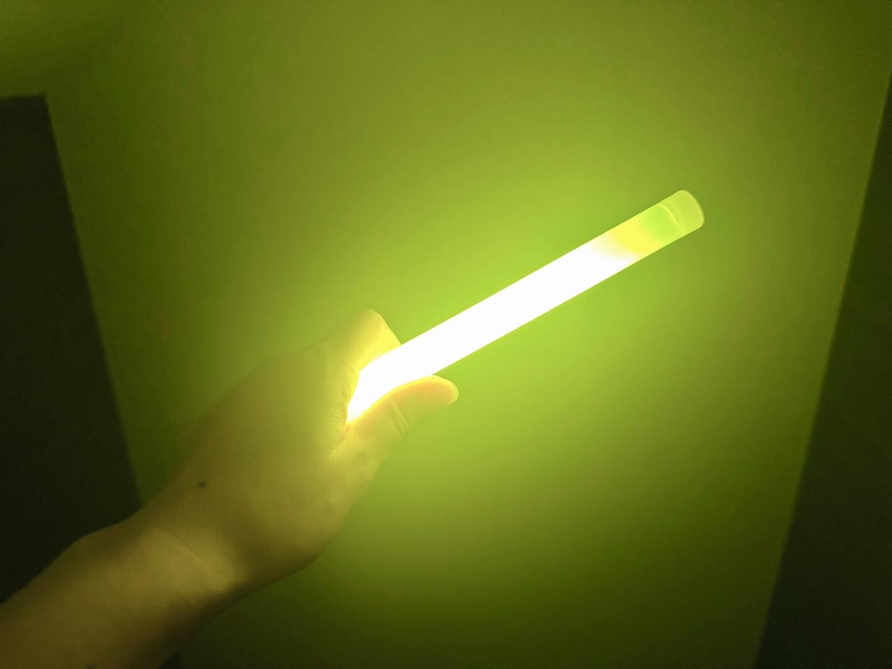 画像3: 二度見するほど明るい