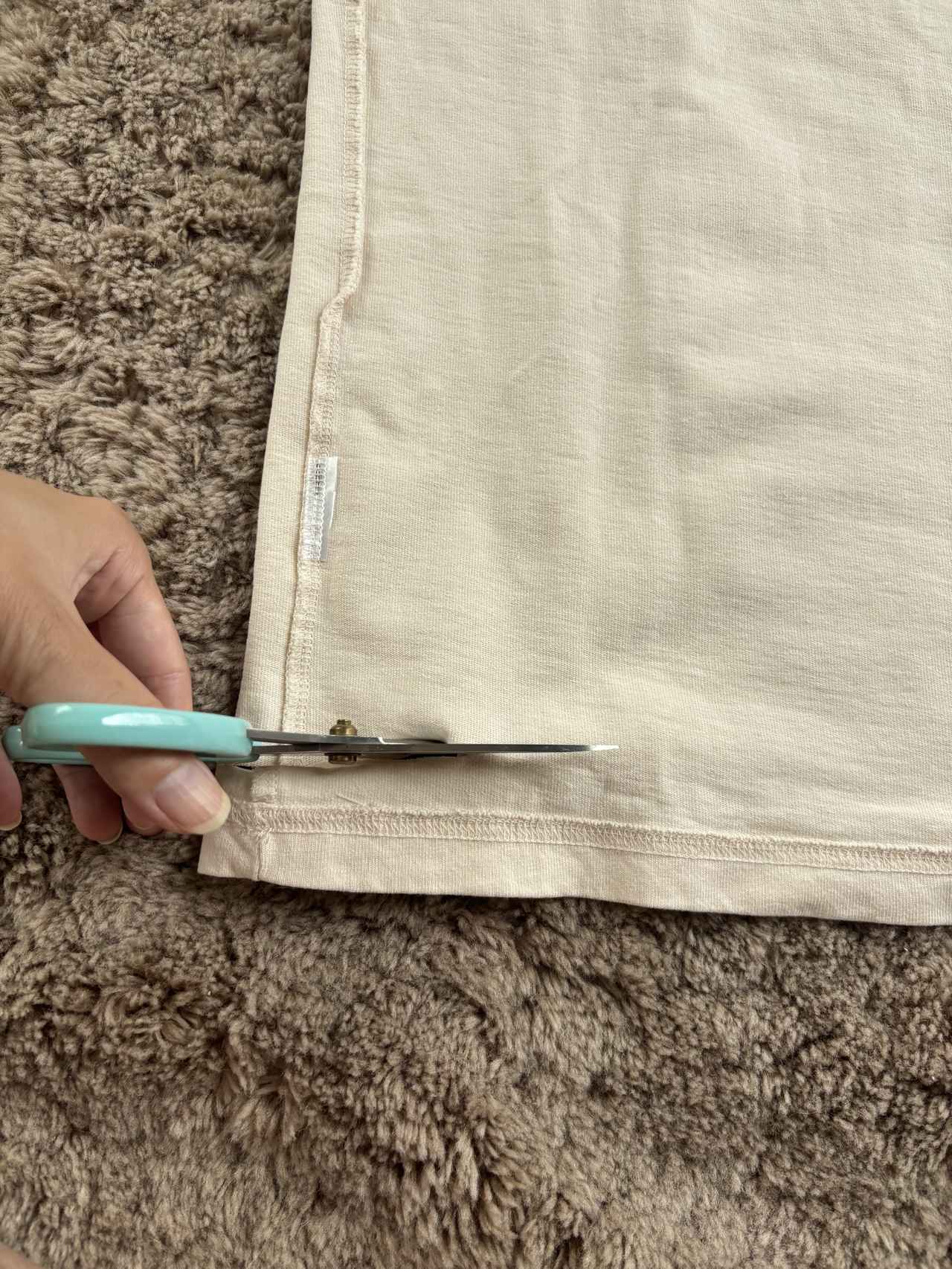 画像: （2）バッグのサイズを決めて裾をカット