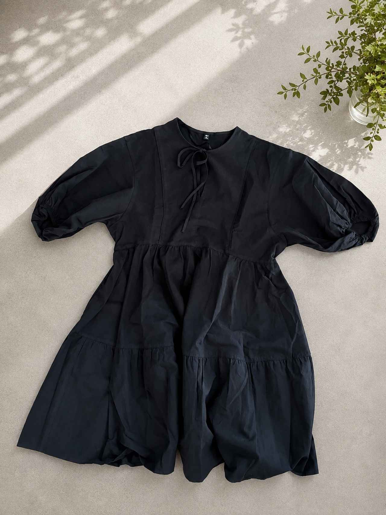 画像: ふんわりシルエットが目を引く一枚