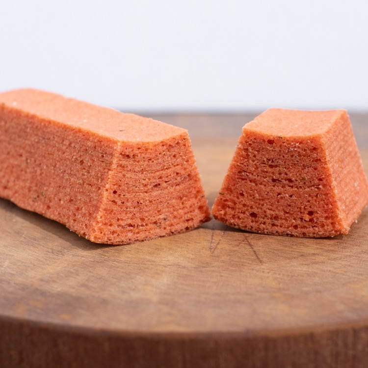 画像: 鮮やかな色が目を引く仕上がり