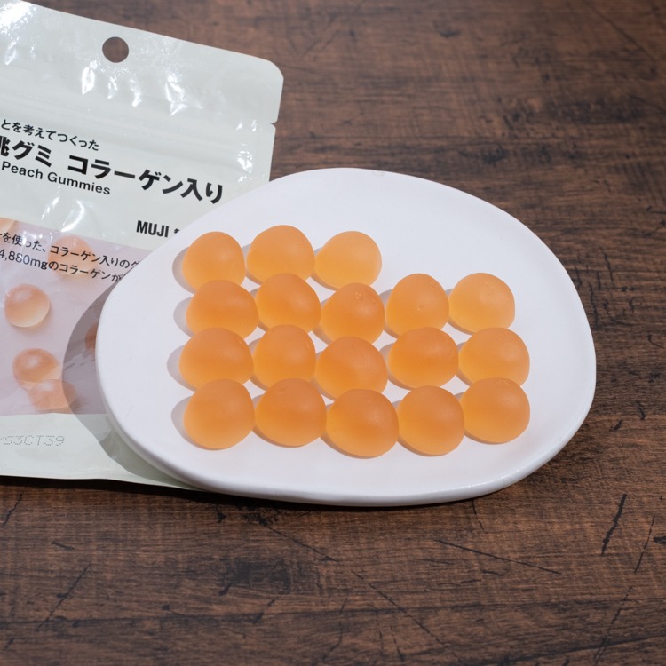 画像: コロンとした形のコラーゲン入りグミ