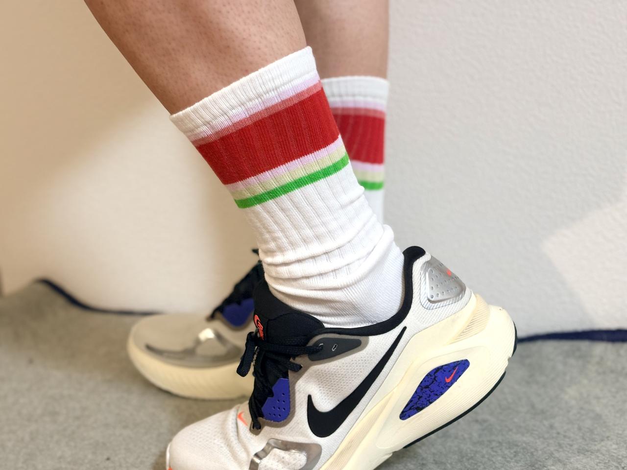 画像4: ソックスは「チューリップ」モチーフ