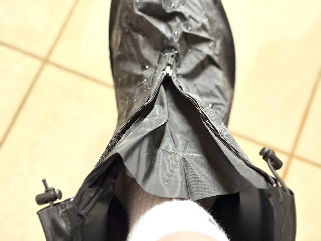 画像2: 実際に水をかけてみると……