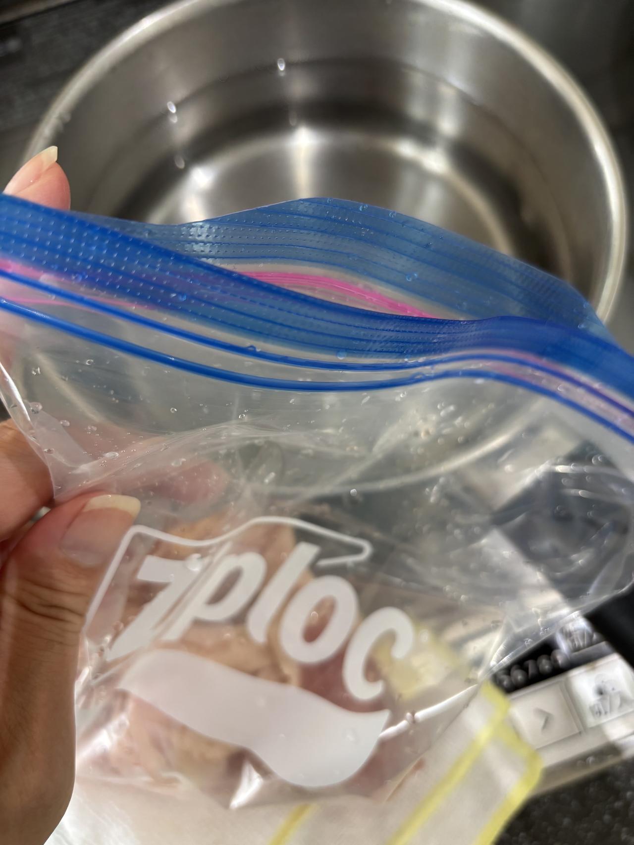 画像1: ③ 専用グッズなしでOK！ 手軽に真空風保存ができる