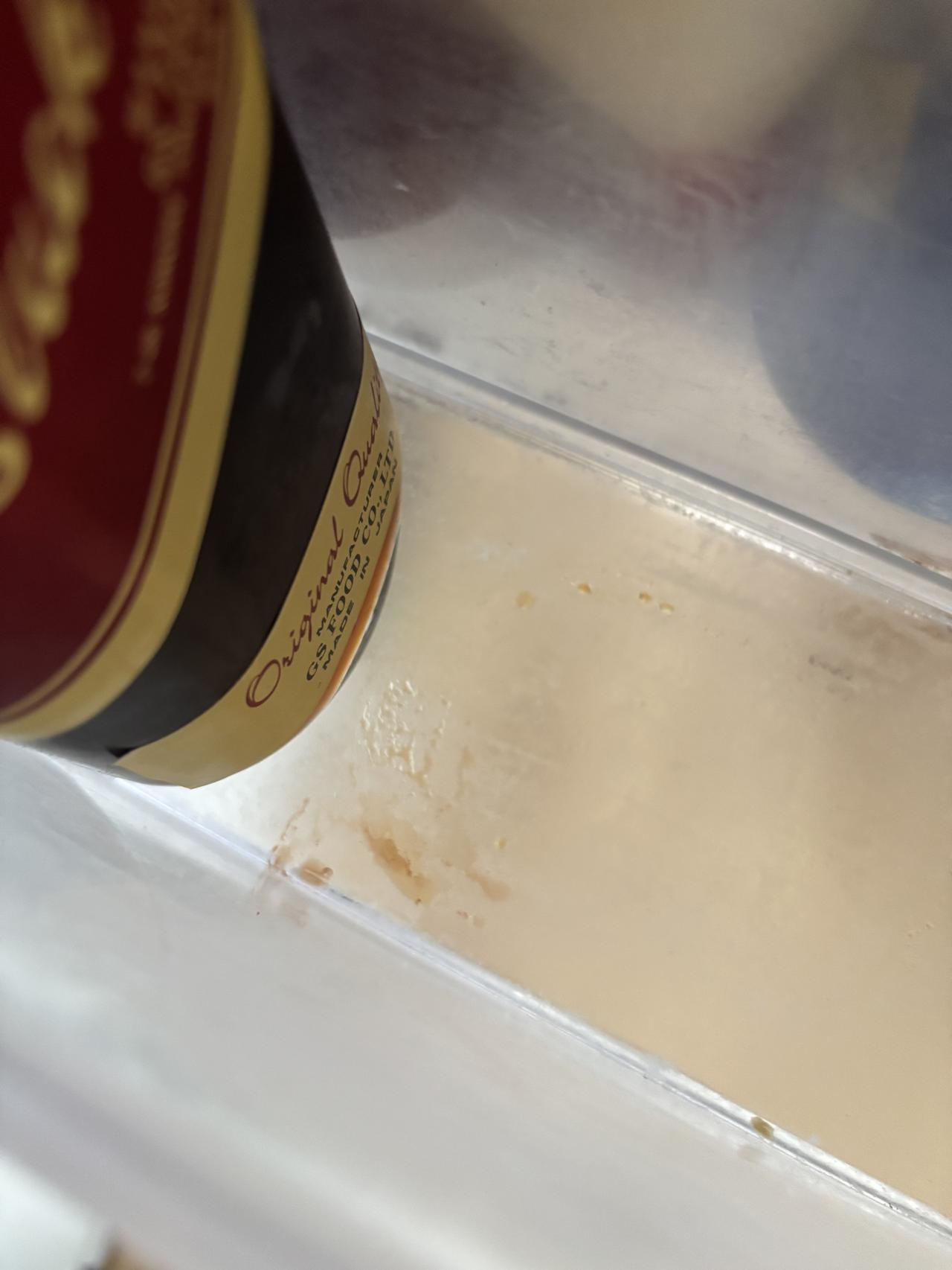 画像: ① 気づけばベタベタ……ドアポケットの汚れが気になる！