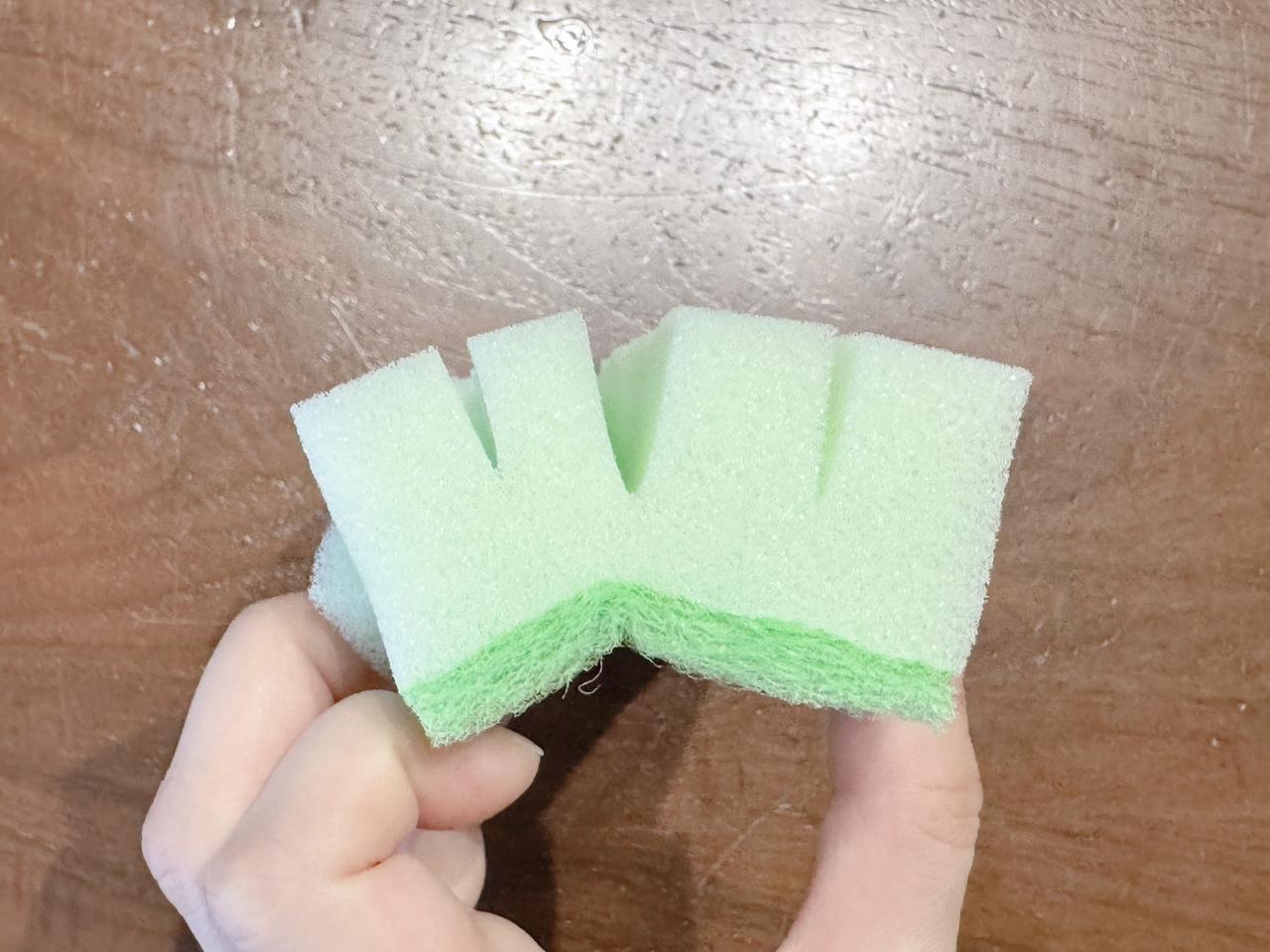 画像5: 切り込みスポンジの作り方