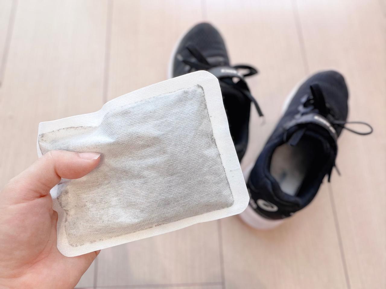 画像: 靴が濡れたらカイロを活用してみて