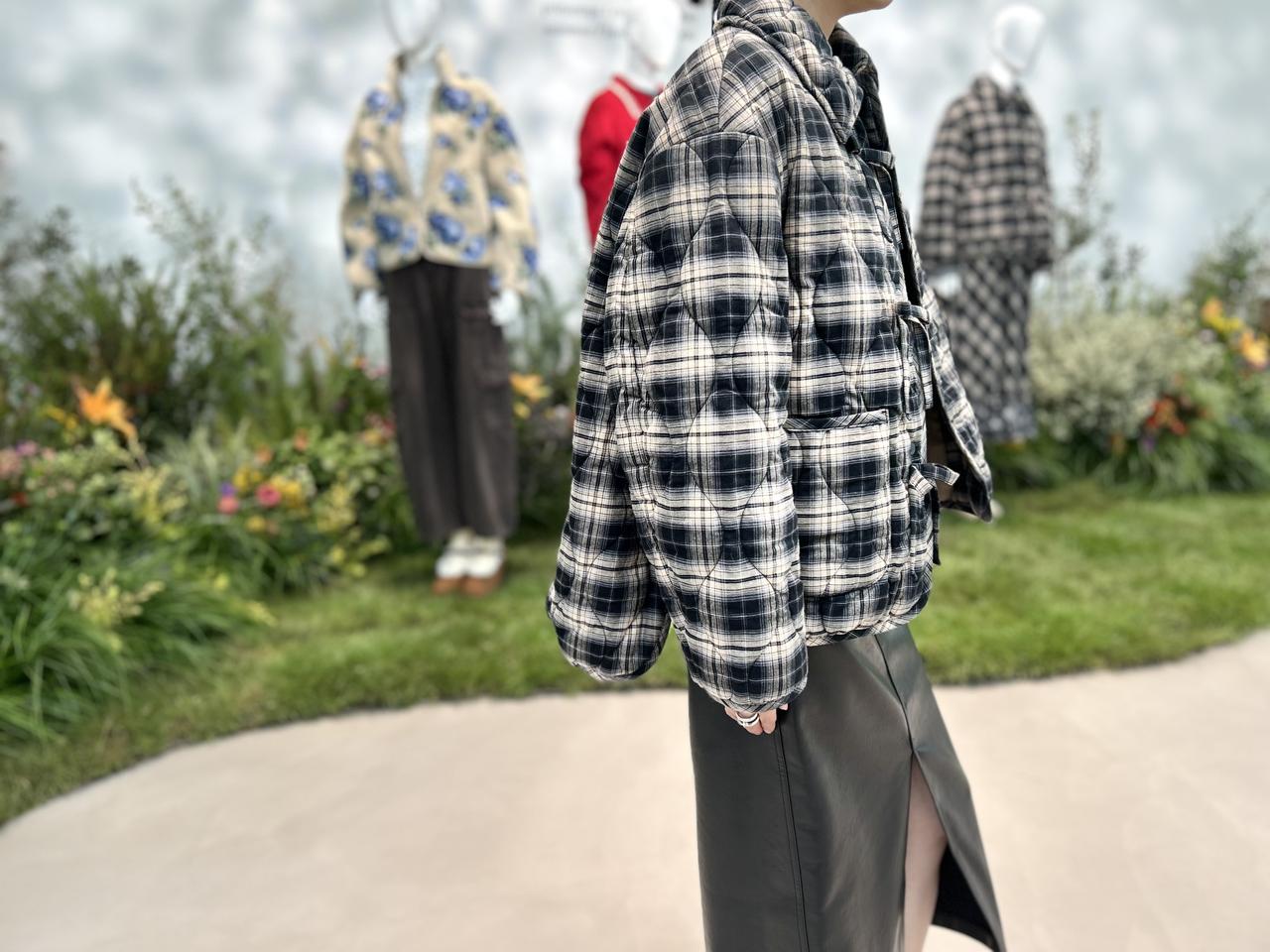 画像1: 【GU×rokh】パデッドキルティングブルゾン by rokh (スーパーオーバーサイズフィット) サイズS着用 ¥5,990 www.gu-global.com