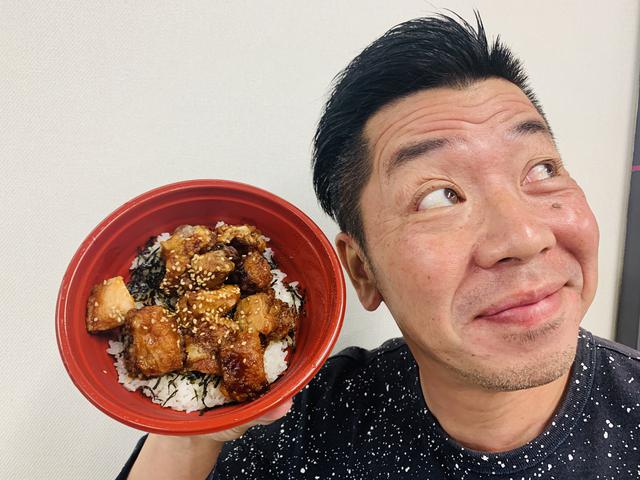 画像: オンエア前には「甘辛からあげ丼」も試食!▼