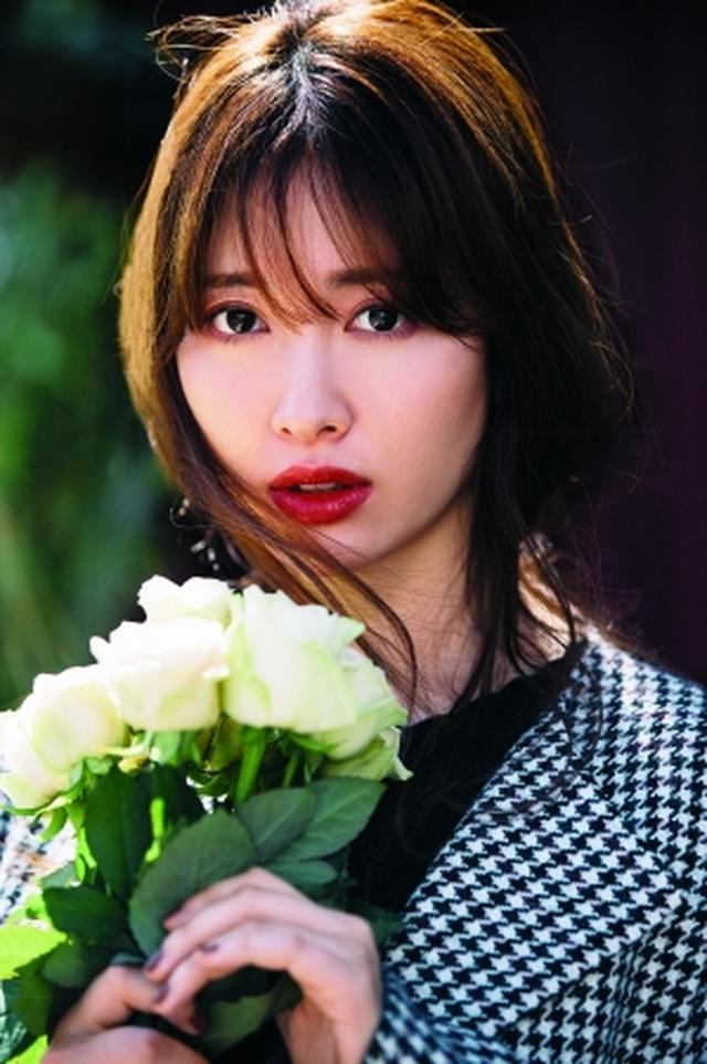 画像5: 大人エレガントなブランド「ビッキー」が2018AWからイメージモデルに小嶋陽菜さんを起用!