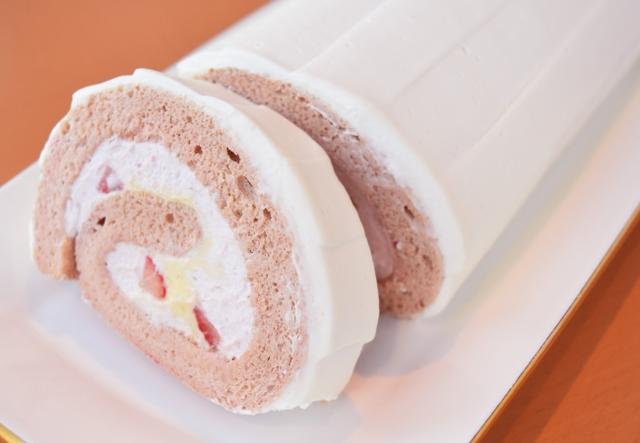 画像2: 【完売必至】フレッシュいちごの食べ比べが大人気!ナイトタイム・デザートブッフェ「いちごジャーニー」開催