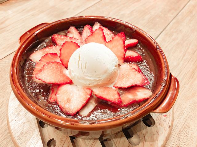 画像2: 極上のふわとろ『シルキーパンケーキ』と、いちごのコラボ!