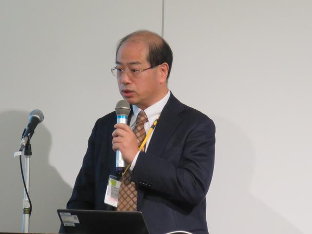 画像: 花粉研究の第一人者、国立大学法人埼玉大学大学院・理工学研究科の王青躍(おう・せいよう)先生から「凶悪化する花粉症」について説明が。