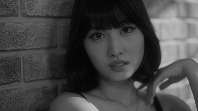 画像2: TWICEのMOMO、yukaDD(; ́∀`)のMUSIC VIDEOに初出演!