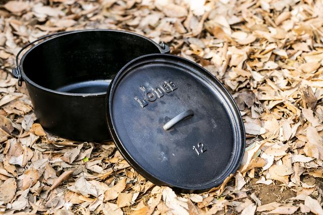画像: 「キャンプオーヴン 12インチ DEEP」ロッジ www.lodge-cooking.com