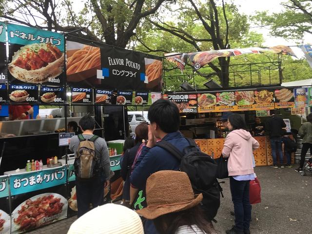 画像: ケバブ屋さんが何店もありました