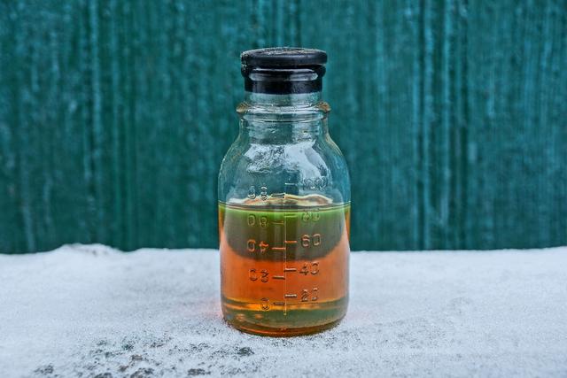 画像: コストをとるなら灯油。メンテナンス性や匂いが気になるならパラフィンオイルがおすすめ