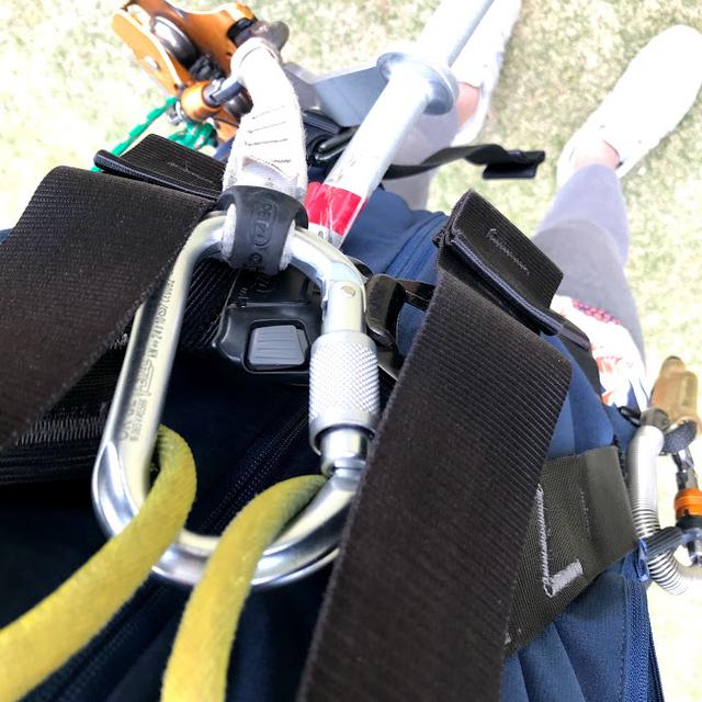 画像: 装着にやや手間がかかりますが、スタッフさんが丁寧に教えてくれます。
