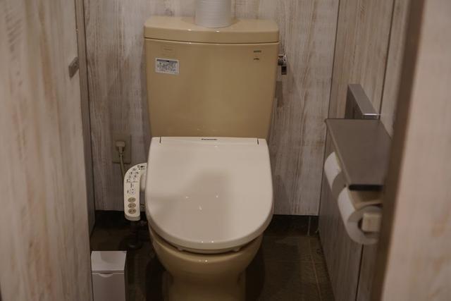 画像: ウォシュレット完備のトイレ。