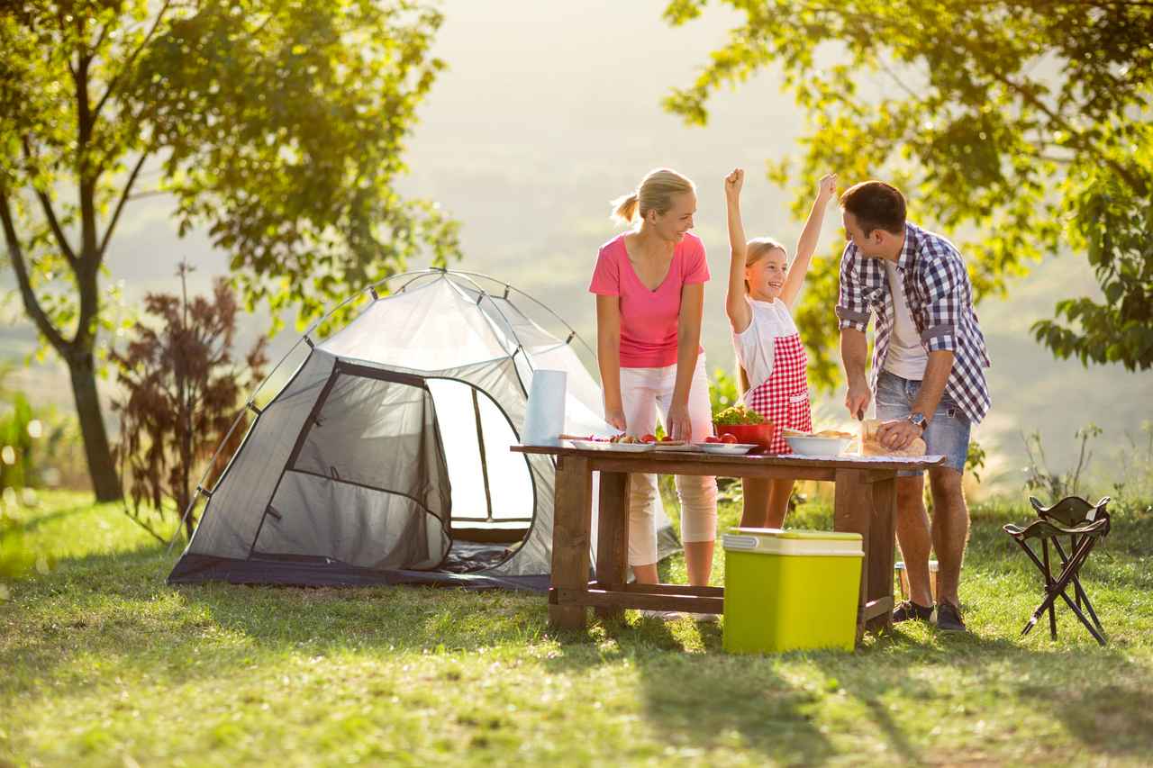 画像: いつもと少し違う料理に子供達も大喜び 調味料やトッピング次第で、定番料理が激ウマキャンプ飯に!