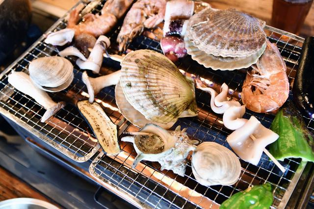 画像: 海鮮系の食材は傷みやすい! バーベキューに持っていくときはクーラボックスを必ず用意