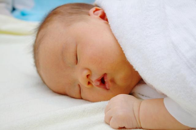 画像: 家だから大丈夫!環境の変化に敏感な赤ちゃんの夜泣きも防げる
