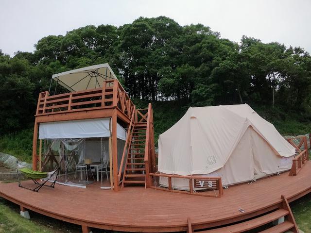 画像: 筆者撮影:2階建てテラスがある「ヴィラ」