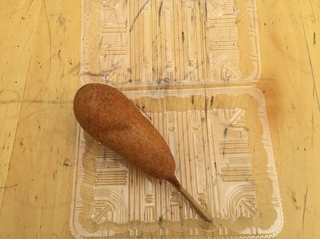 画像: 筆者撮影 ※コンビ二で販売されているアメリカンドッグ