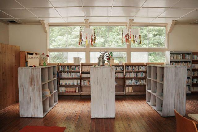 画像: 編集部撮影・おしゃれな図書室だなあ