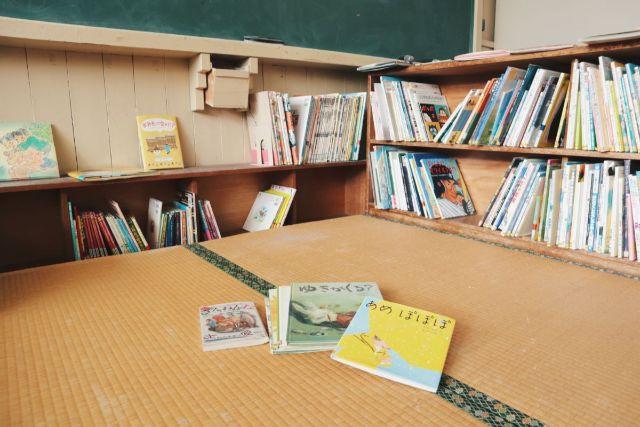 画像: 編集部撮影・絵本が読める畳スペース