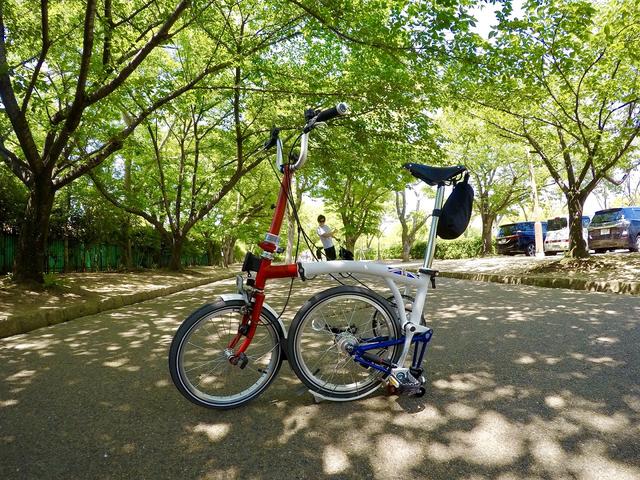 画像: イギリス製の世界的に愛されている超有名な折り畳み自転車「ブロンプトン(BROMPTON)」