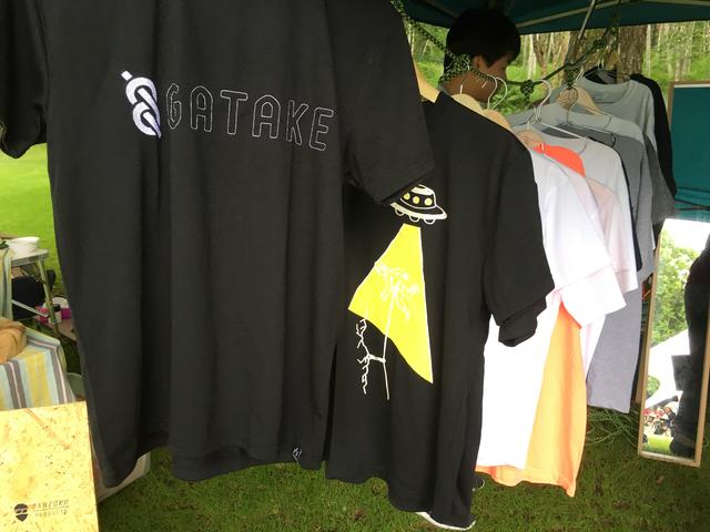画像: 筆者撮影 「Tシャツ(8knot)」