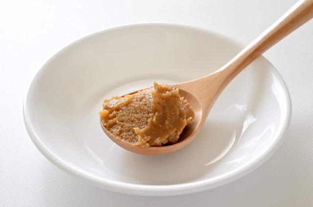 画像: 使う味噌は各家庭でいつも使っているものでOK! 一人分は大さじ1(約18g)ぐらいが目安