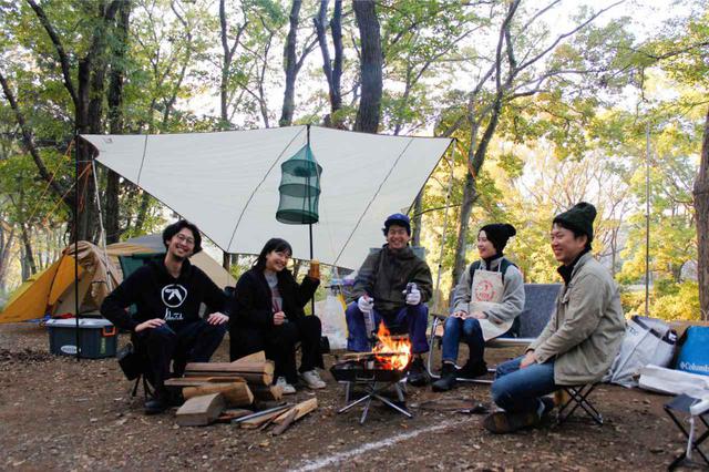 画像: 左からわかちゃんさん、めったんさん、おかだっちさん、もえさん、じょんさん Photo by 筒井響子