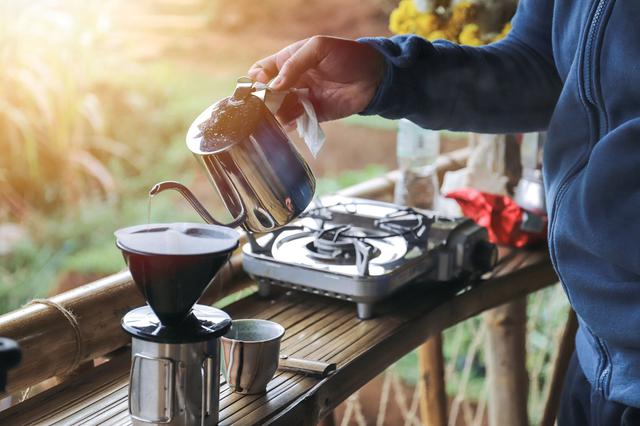 画像1: 登山で楽しむだけじゃない! 今人気の山コーヒーは魅力がいっぱい リラックス効果や運動能力の向上も