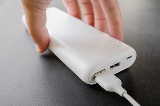 画像: 大容量ポータブル電源と小型モバイルバッテリーの選択は 用途・値段・機能・汎用性を考え選ぶ