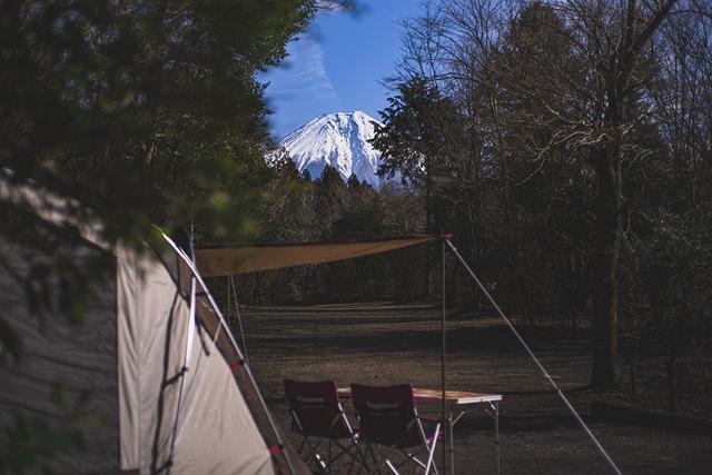 画像: 写真提供:ForestersVillageKobitto 富士山が見渡せるV-1サイトからの景色。