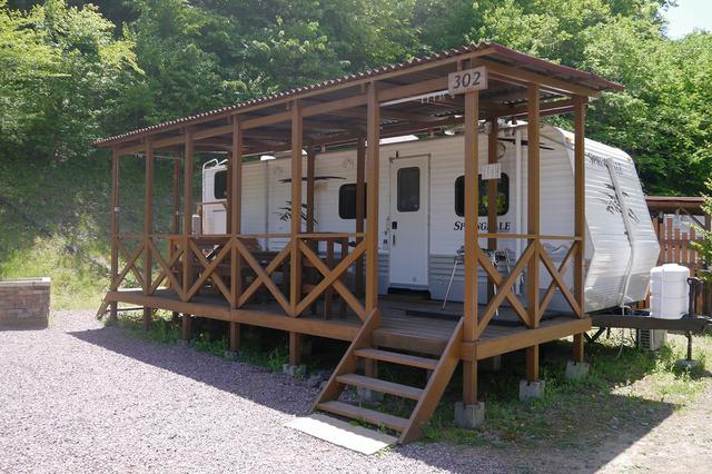 画像: トラベルトレーラ 満願ビレッジキャンプ場:アメリカンデラックス www.manganvillage.com
