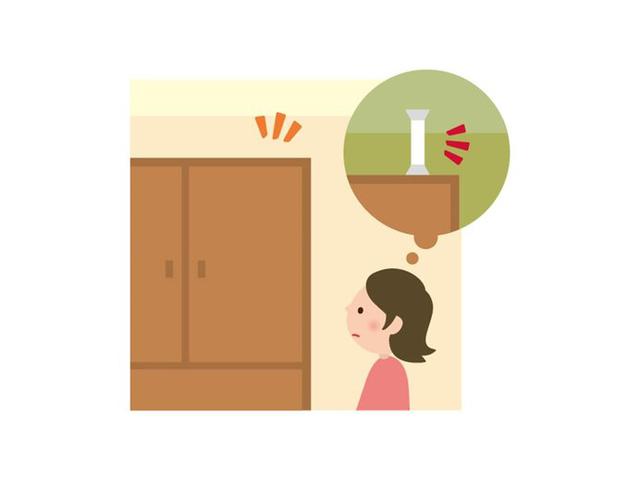 画像: おうち時間を使って、家具の場所や収納、固定の仕方を見直す