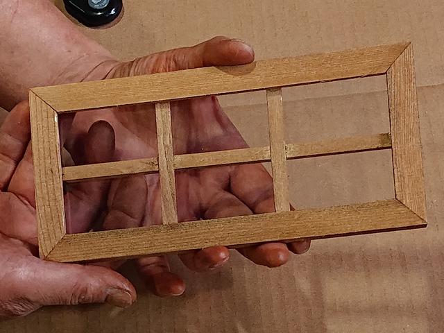 ランタンケースdiy 全部100均の材料 自作ランタンケースの作り方をご紹介 2 2 ハピキャン Happy Camper