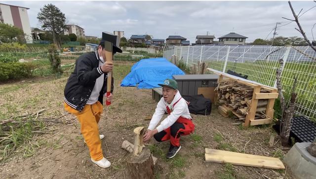 画像: 【タケト家の秘密基地作り#15】より 読者のみなさんは絶対に真似しないでくださいね。
