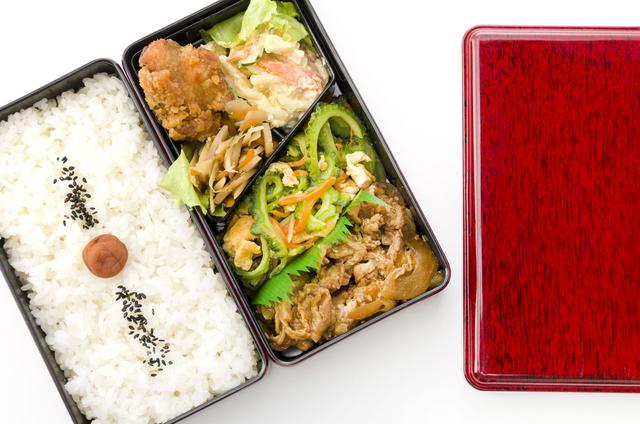 画像: 梅干し・ショウガ・わさび・大葉など食材の腐敗を抑える食材を使うのもおすすめ