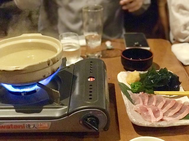画像1: 【カセットコンロの選び方①】キャンプで使う場合は「風防機能」と「携帯性」がポイント!