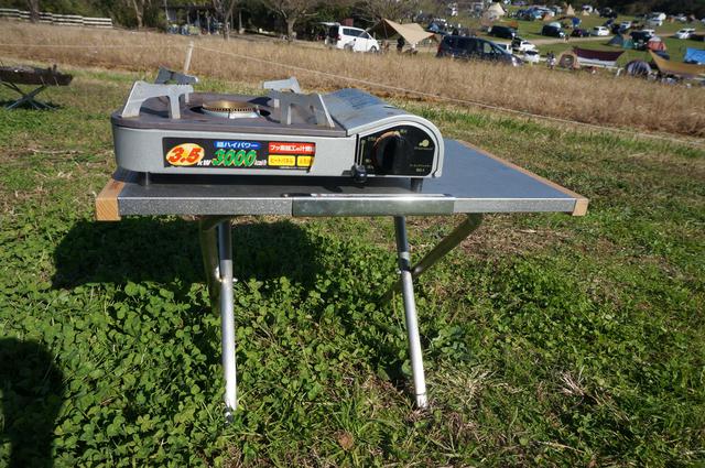 画像: 筆者撮影「カセットコンロもそのまま置けます」