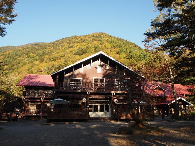 画像: 徳澤園・外観 (筆者撮影)